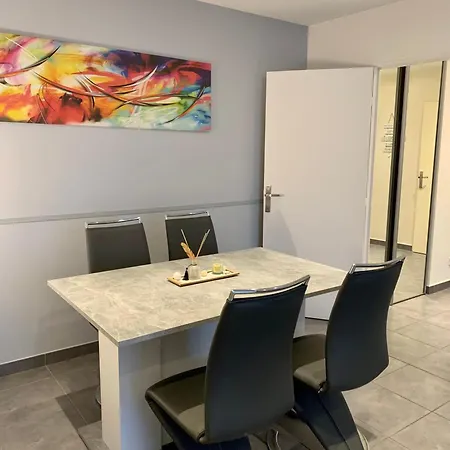 Grand F3 - Emplacement D'or Proche Paris Et Versailles * Plaisir