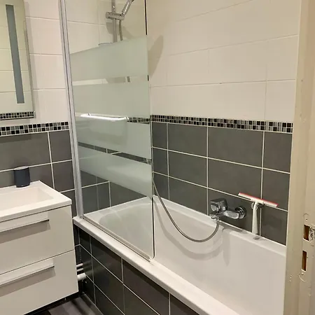 Grand F3 - Emplacement D'or Proche Paris Et Versailles Appartement Plaisir