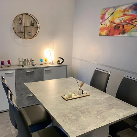 Grand F3 - Emplacement D'or Proche Paris Et Versailles Plaisir